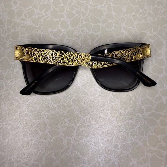 Dolce & Gabbana Sunglasses with Black Frame and Gold Filigree - Picture 3 of 5
